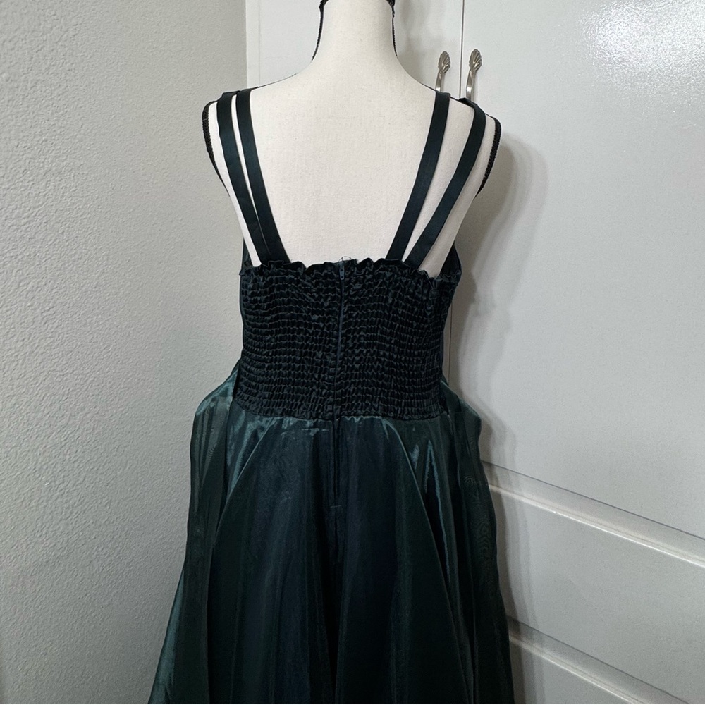 Poly USA Vintage Green Gown - Picture 5 of 10